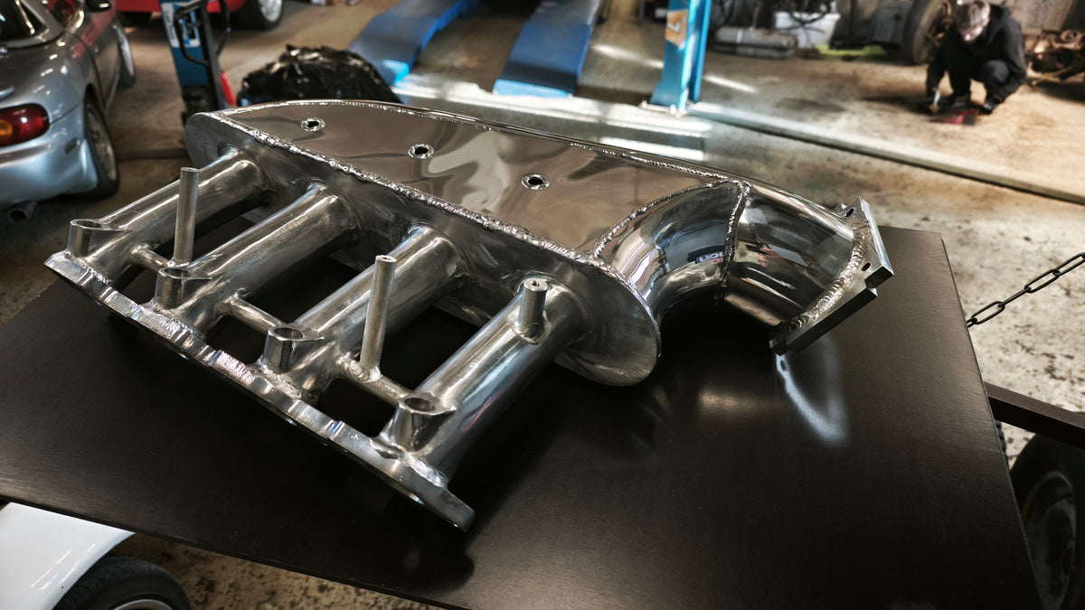 KL Racing Volvo B230 8V intake manifold – runners and injector bosses Peamine pilt