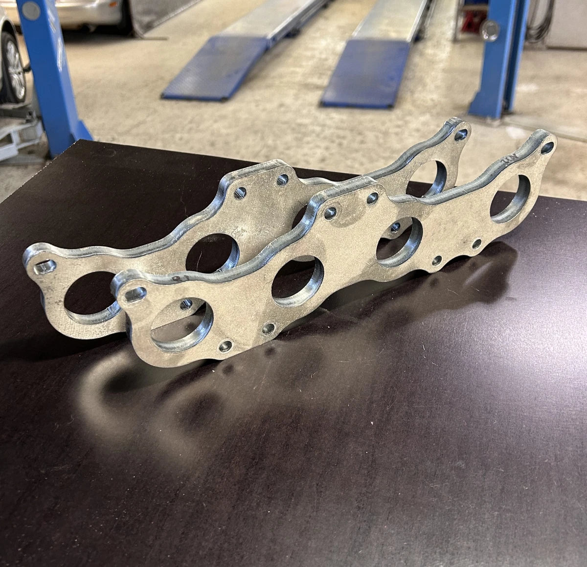 Volvo B8444S V8 Yamaha exhaust manifold flange Secondary image